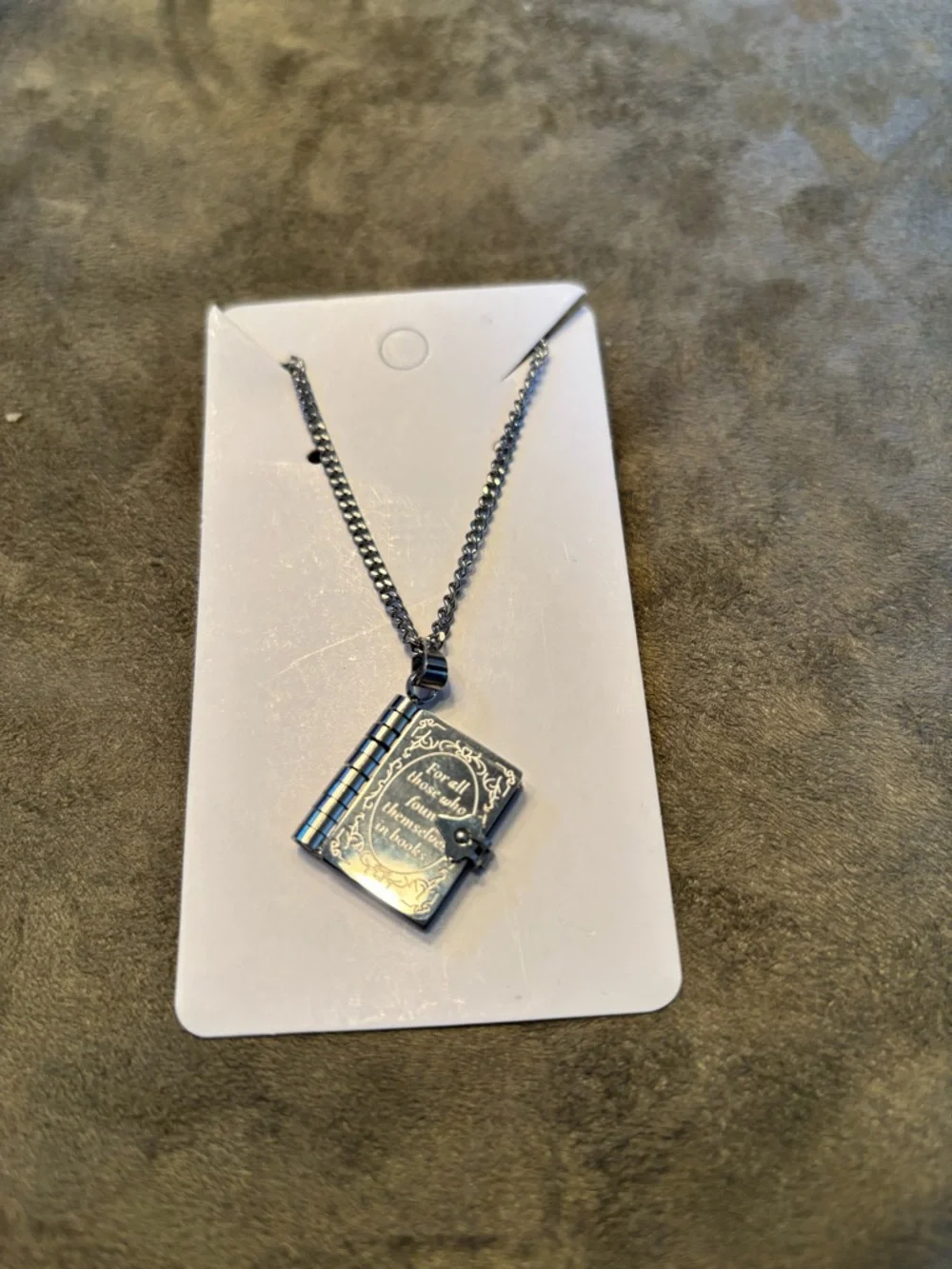 Inspirational Necklace + Mini Book “FOR ALL THOSE WHO FOUND THEMSELVES IN BOOKS” - Picture 7 of 16